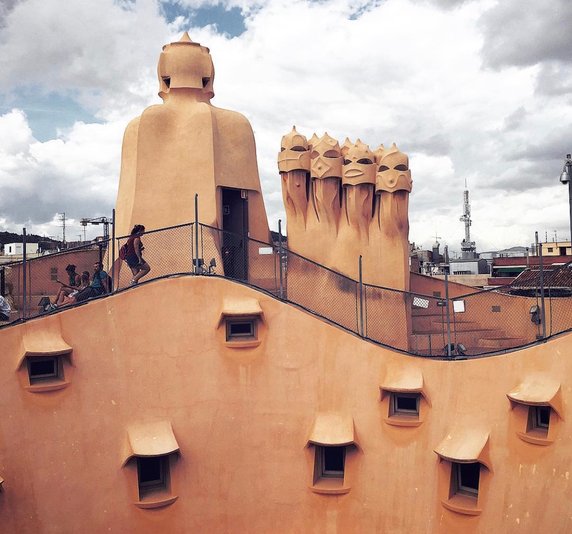 Hiszpania - Barcelona: architektura  Antonio Gaudiego 