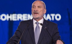Macierewicz potwierdza raport na 10 kwietnia: Prawda najlepszym uczczeniem dramatu