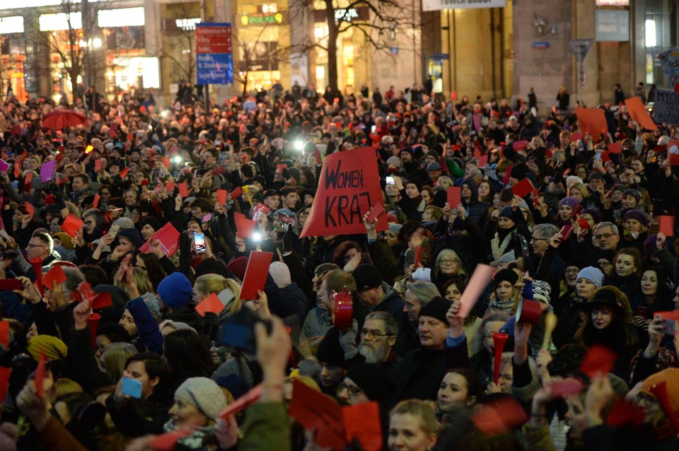 Międzynarodowy Strajk Kobiet: Warszawa, fot: PAP/Jacek Turczyk