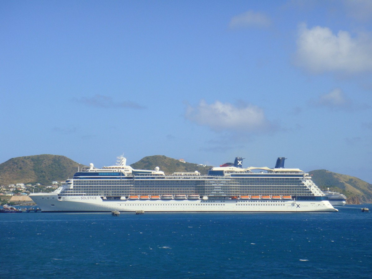 Wycieczkowiec Celebrity Solstice, źródło: flickr, autor: Tom Mascardo 1, kod licencji: CC Attribution-NoDerivs 2.0 Generic