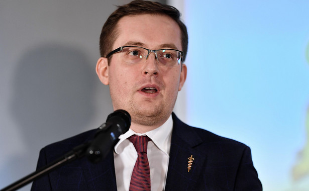 Winnicki: Prezydent Trzaskowski wypowiedział wojnę dzieciom, mają być molestowane ideologią gender i LGBT