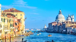 bestseller o najpiękniejszym mieście świata już w polsce. dla tych, którzy szukają prawdziwych wrażeń