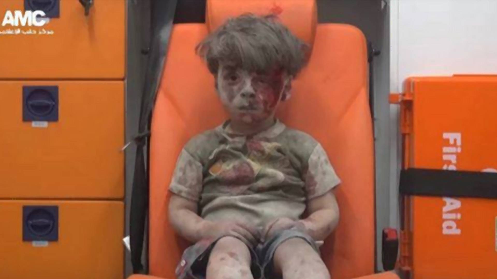 Dečak iz Sirije zbog kojeg je svet plakao danas je ponovo u centru pažnje