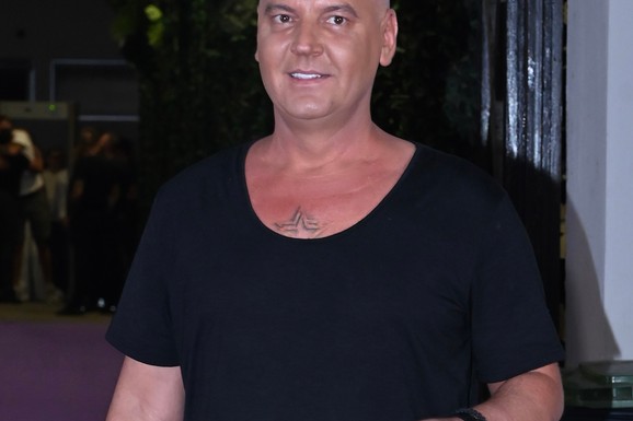 "ANITI NIJE POZLILO, ZNAM ŠTO NIJE DOŠLA U EMISIJU" Milan Milošević o iznenađenjima za narednu sezonu rijalitija: Progovorio o ULASKU KIJE KOCKAR u Elitu 10 (VIDEO)