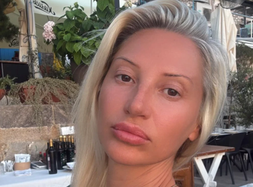 POZNATI REDITELJ IZ BUTIKA OTKRIO NJEN TALENAT i zauvek joj promenio život: Ovako srpska glumica izgleda DANAS, mnogi kažu da je PRESLIKANA Anja Mit! (FOTO)