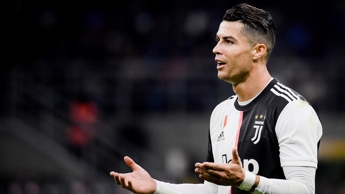 Serie A: Cristiano Ronaldo w centrum treningowym Juventusu na badaniach
