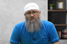 Pravoslavac pitao MUSLIMANA da mu krsti dete u crkvi, a onda se obratio DOKTOR NAUKA ZA ISLAM: Objasnio da li verinici smeju da POMISLE NA KUMSTVO OVE VRSTE