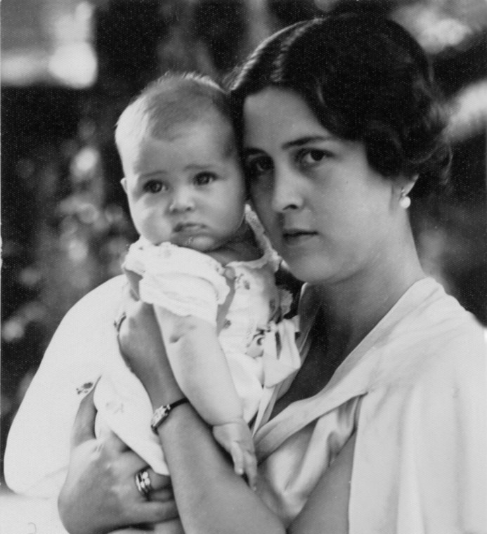 Cecylia - siostra księcia Filipa wraz z synem Alexandrem w 1933 r.