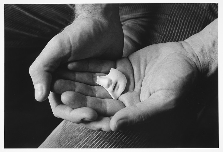 Fotografie Evy Rubinstein, charakteryzujące się wysmakowaną kompozycją i często ascetyczną treścią, są dzisiaj rozpoznawalne przez publiczność na całym świecie