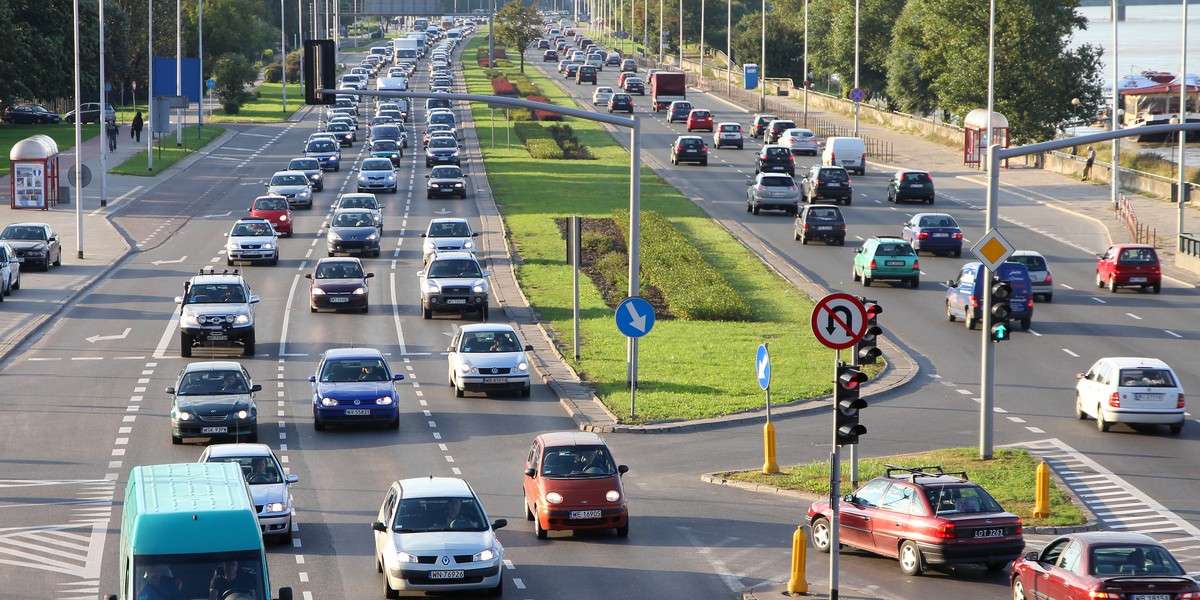 Wzrost akcyzy na używane samochody to pomysł, o którym mówiono już w poprzedniej kadencji. 