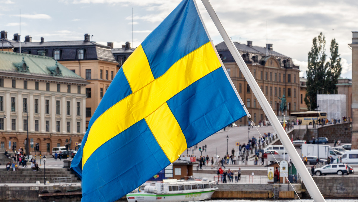 W Szwecji weszło w życie nowe prawo dotyczące przestępstw seksualnych. Od dziś, aby stosunek nie był uznany za gwałt, każdy z jego uczestników musi wyrazić wcześniej wyraźną i jednoznaczną zgodę - informuje portal thelocal.se.