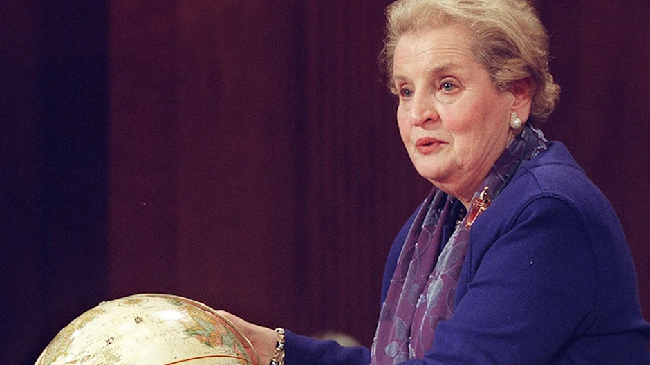 O' Brajen je bio viši savetnik bivše američke sekretarke Medlin Olbrajt