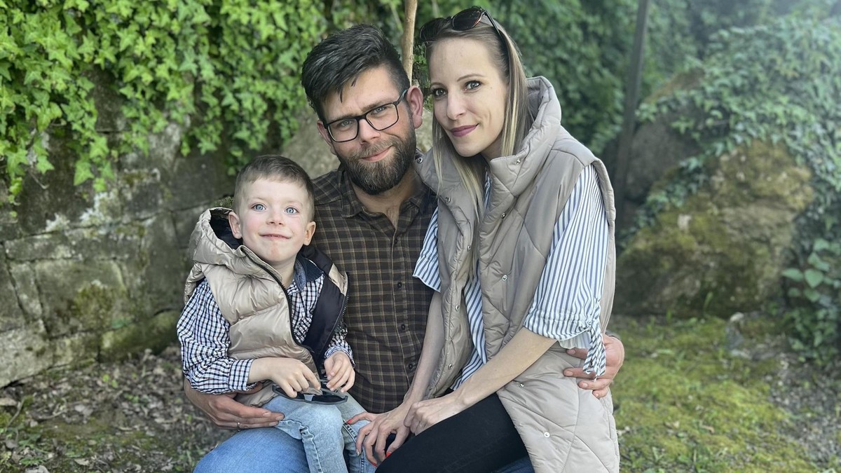 Órák alatt vesztette el feleségét Ákos – Egy éven át nem jöttek rá az orvosok, mi volt Anita baja