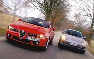 Alfa Romeo Brera kontra Mazda RX-8 - z archiwum Auto Świata