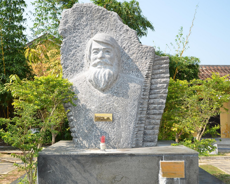 Pomnik Kazimierza Kwiatkowskiego w Hoi An, fot. Krzysztof Świercz