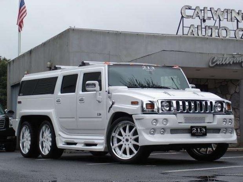 Ultimate Six Hummer H2 - Luksus na 6 kołach