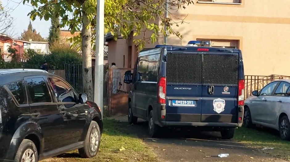Sin odsekao majci glavu u Novom Sadu