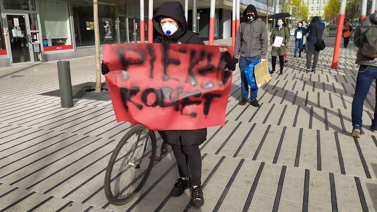 Poznań. Protest przeciwko zaostrzeniu przepisów ws. aborcji