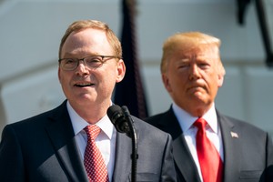 Kevin Hassett: podatek cyfrowy to błąd, świat powinien uczyć się od Polski i USA