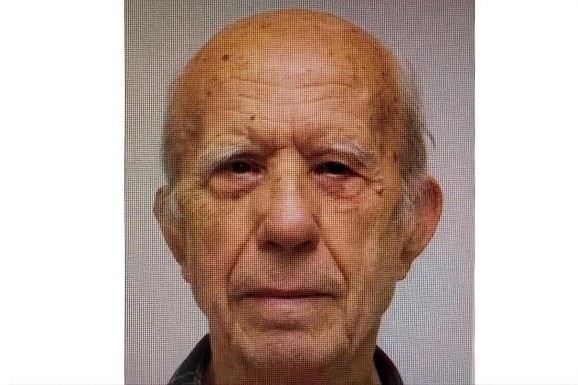 Uhapšen stariji muškarac (89) koji je sačmarom ranio pet osoba u napadima u Atini: Taksisti najavio ŠTA ĆE DA URADI