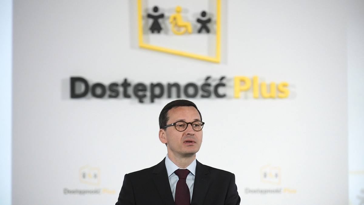 - Niepełnosprawni muszą mieć pomoc w przełamywaniu barier, na ten cel już teraz zarezerwowaliśmy 23 mld zł - podkreślił dzisiaj premier Mateusz Morawiecki inaugurując program Dostępność plus.