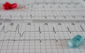 Szívbetegségek és stressz: 6 alattomos tünet, ami problémát jelezhet