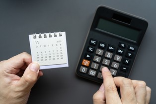 Dzień wolny za 1 listopada 2025 r. - święto wypadające w sobotę