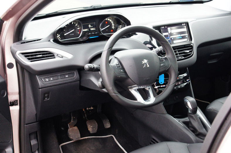 Peugeot 208: test wersji 1.6 VTi Allure. Szybkość czy powab