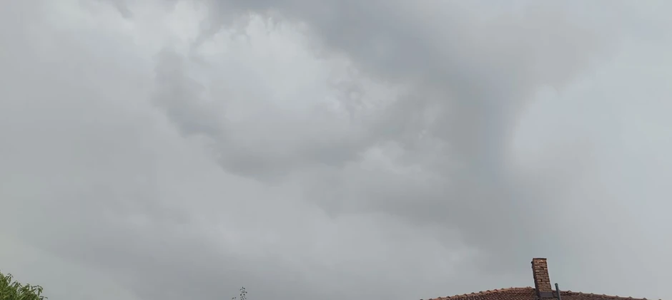 Natmurilo se nebo nad Beogradom