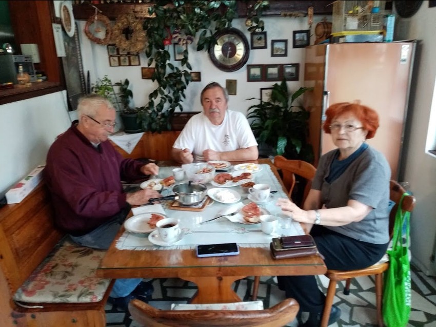 Ilija Jovičić sa komšijama