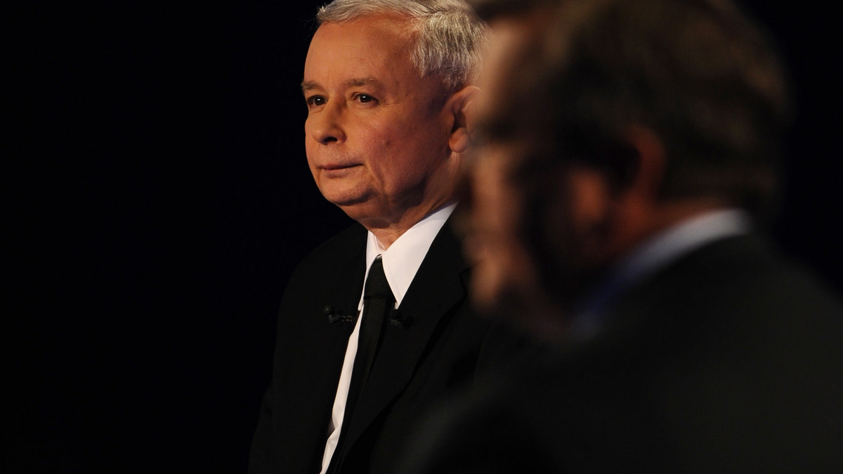 Pierwsze pytanie w debacie prezydenckiej między Jarosławem Kaczyńskim i Bronisławem Komorowskim dotyczyło polityki społecznej, a konkretnie niwelowaniu szans między Polską A i B.