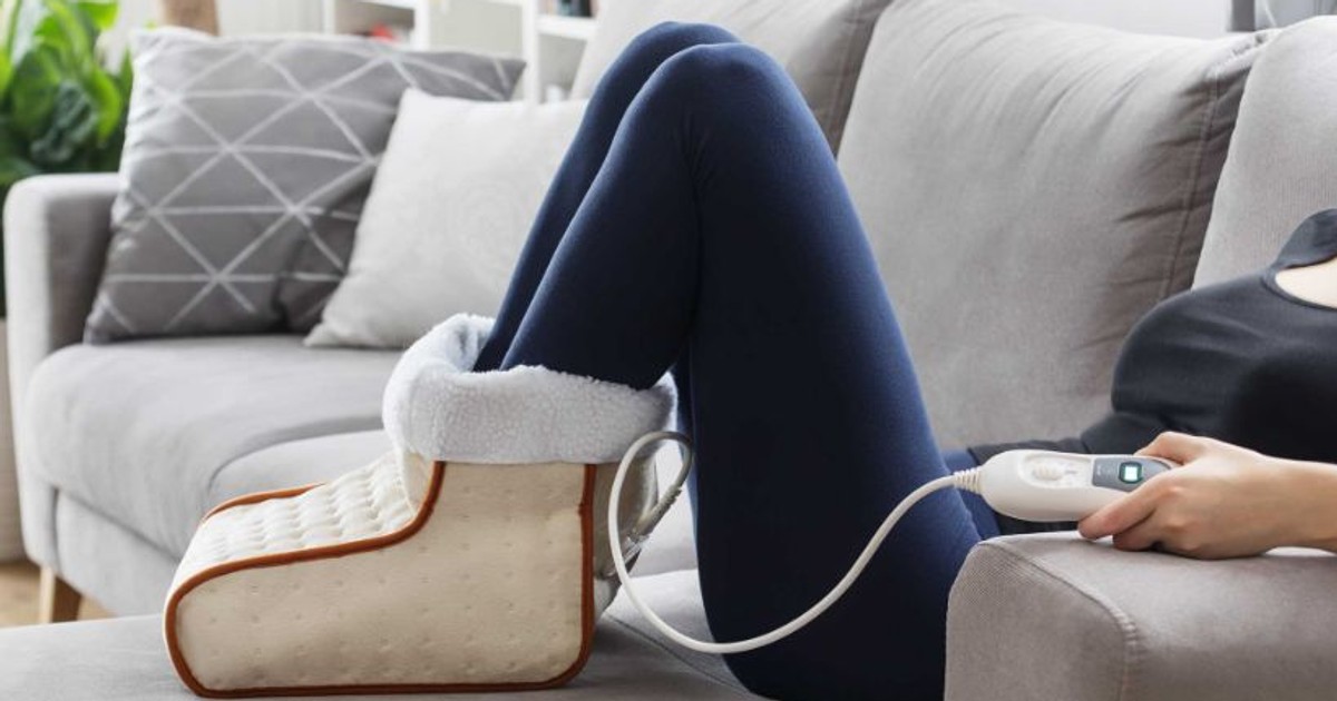 Nie tylko dla seniorów. Te ogrzewacze do stóp to idealny gadżet na silne mrozy