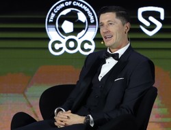 Robert Lewandowski drugi raz z rzędu wygrał plebiscyt AIPS