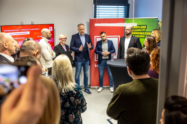 System kaucyjny – pierwsze doświadczenia i wielka zmiana