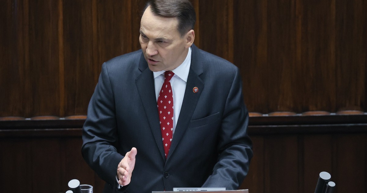 Tak mocnego exposé nie było od 1989 r. Radosław Sikorski to polska broń masowego rażenia