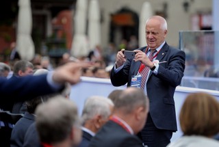 Opozycja krytykuje karę dla tygodnika 'Wprost'. Niesiołowski zadowolony