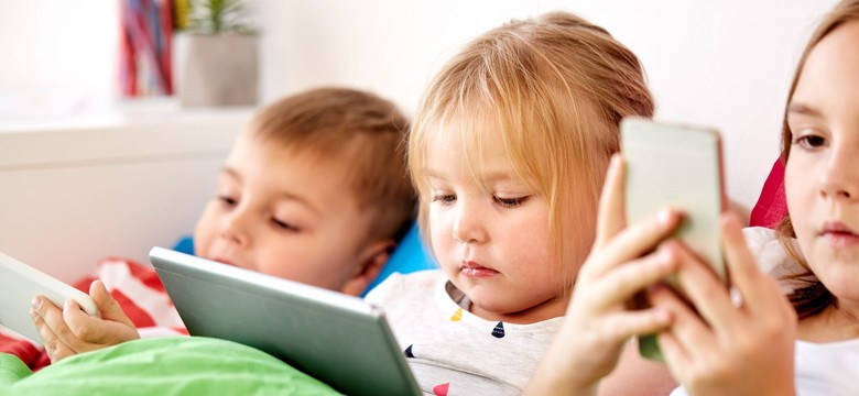 Smartfony i tablety nie dla dzieci. Najnowsze zalecenia lekarzy