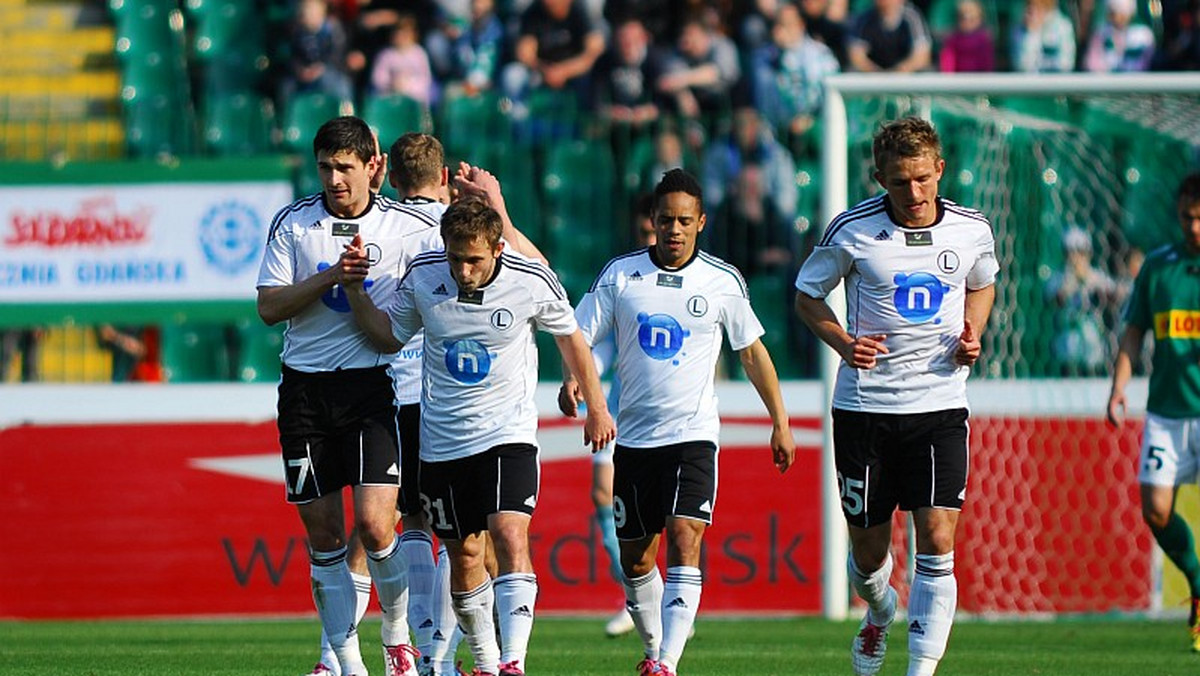 W poniedziałek 30 maja piłkarze Legii będą promować piłkę nożną podczas turniejów dla dzieci. O godz. 13:45 na stadionie przy ul. Obrońców Tobruku legioniści zagrają z dziećmi - uczestnikami finału turnieju "Z podwórka na stadion - Puchar Tymbarku".