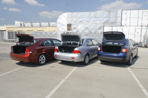 Honda Civic, Mittsubishi Lancer, VW Jetta -  Niby takie same, a jednak inne