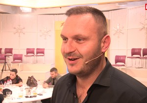 dejan_petrovic_u_ulozi_deda_mraza_zab_blic_safe_dc_nr3