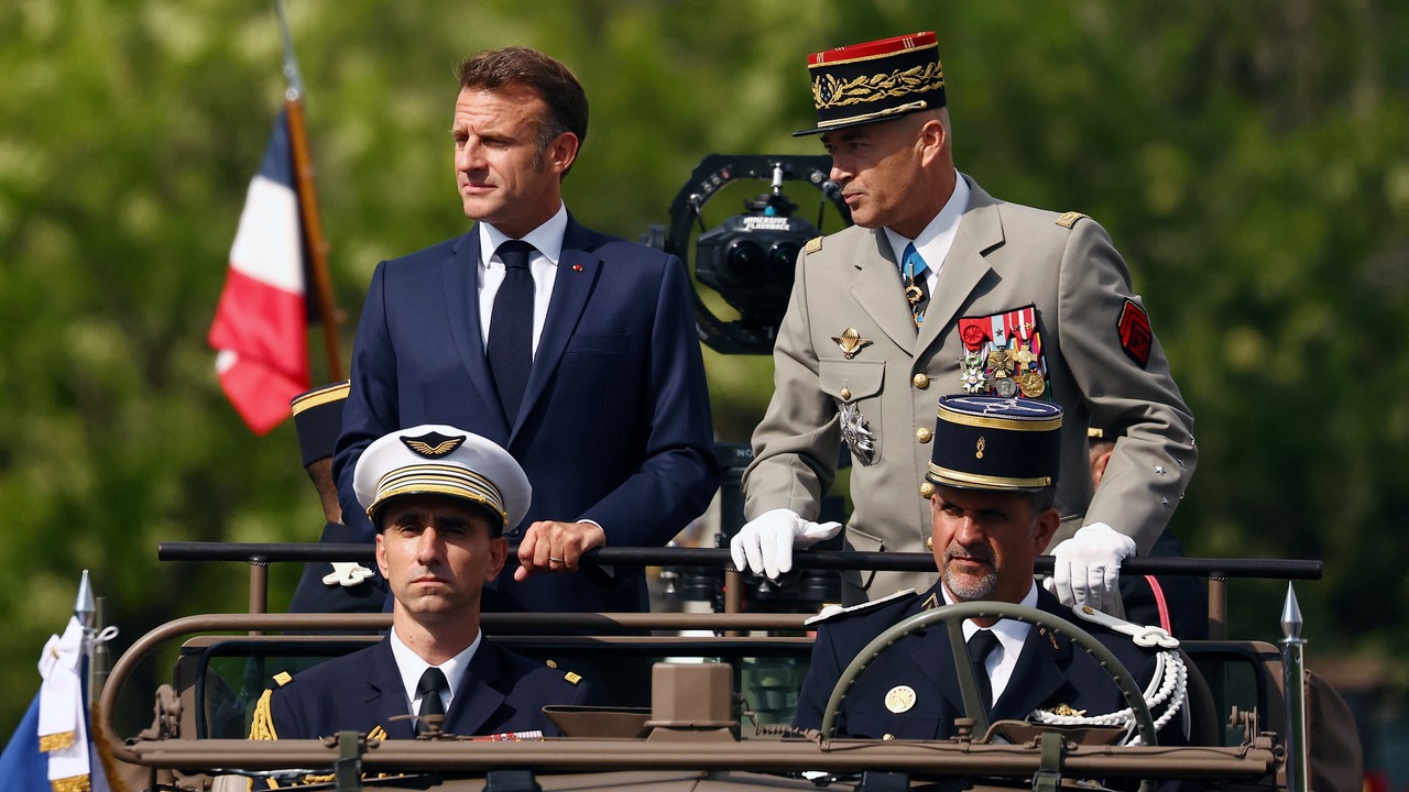 Francja zbroi się na potęgę. Emmanuel Macron: aby budzić strach, trzeba być silnym. Wskazuje na wrażliwe obszary