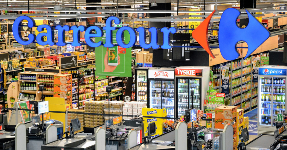 Carrefour gèle les prix en France.  Et en Pologne ?  Nous avons eu la réponse du réseau