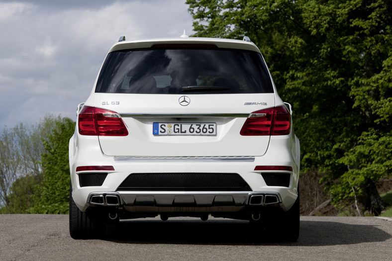 Mercedes-Benz GL 63 AMG: mistrz wagi ciężkiej