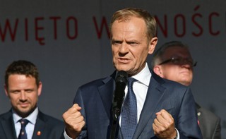 Tusk: W czasach zarazy bądźmy odporni na wirus kłamstwa