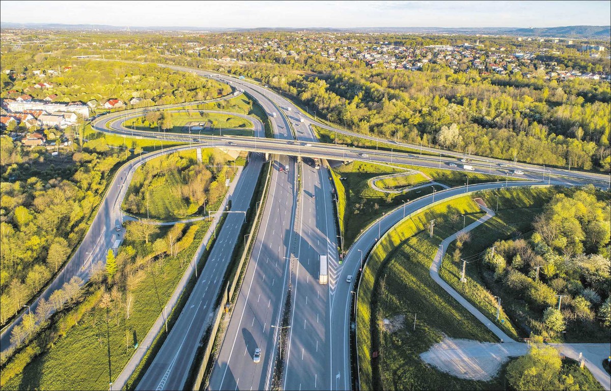 Widok z góry na obwodnicę