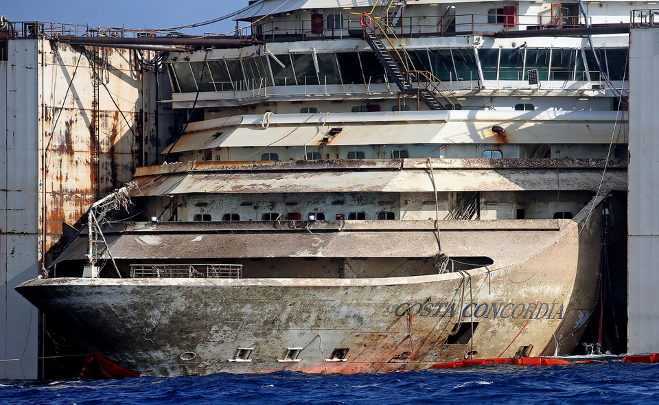 Włochy: 10. rocznica katastrofy statku Costa Concordia u brzegów wyspy Giglio
