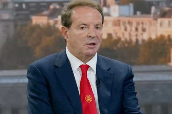 KARIĆ IZ SVOG KABINETA OTPUSTIO 36 LJUDI?! Pohvalio se da ih je "zamenila veštačka inteligencija" (VIDEO)