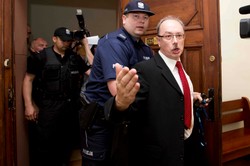 Burda w sądzie. Rozprawa w sprawie gen. Ciastonia odroczona