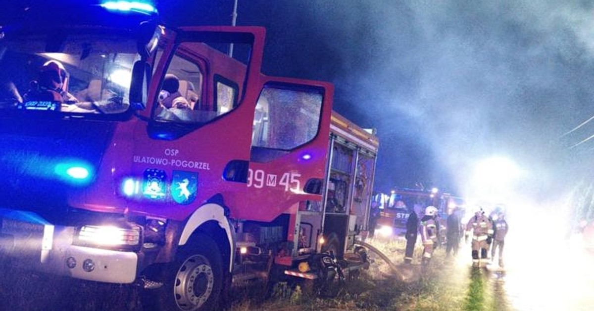 Podwójna tragedia na Mazowszu. Płomienie uwięziły seniora. Sąsiad nie przeżył widoku