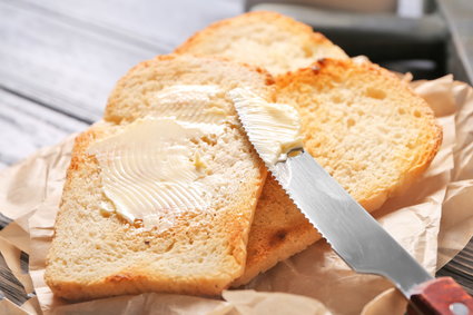 Masło skażone E.coli trafiło na rynek? Prokuratura sprawdza doniesienia